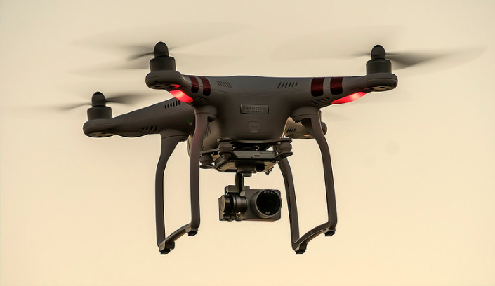 taking pics while flying